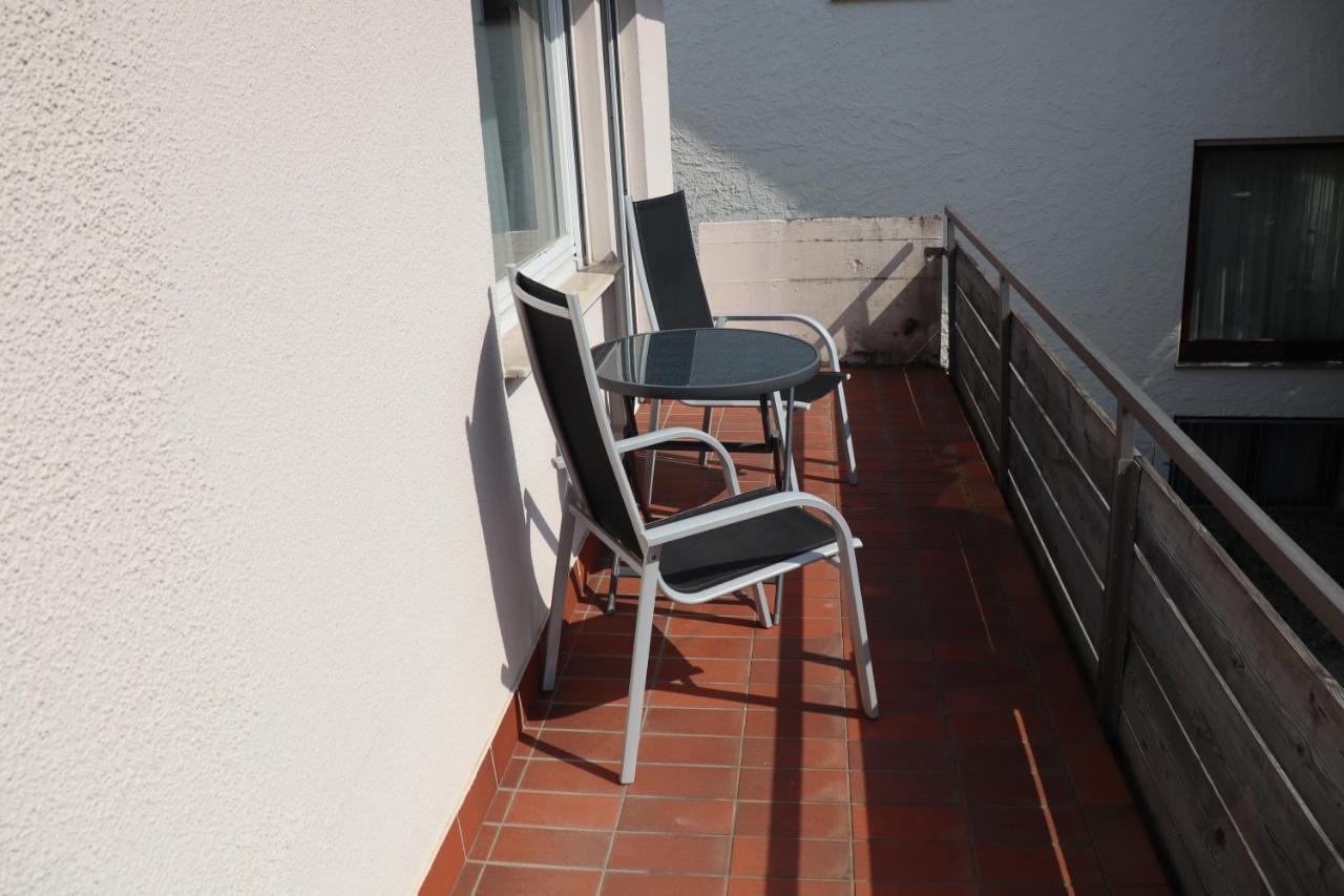 Haus Im Garten Köngen Екстериор снимка
